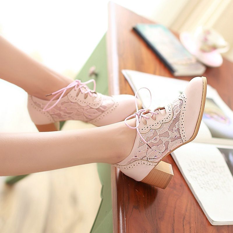 Lace Oxford Heels